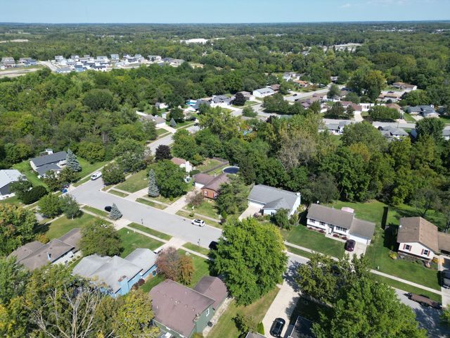 546 Timberwood Lane, Lowell, IN 46356