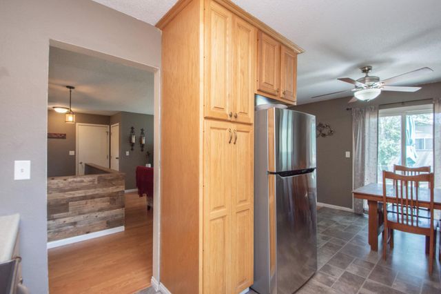 49 Evergreen Circle, West Fargo, ND 58078