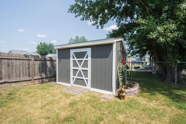 49 Evergreen Circle, West Fargo, ND 58078