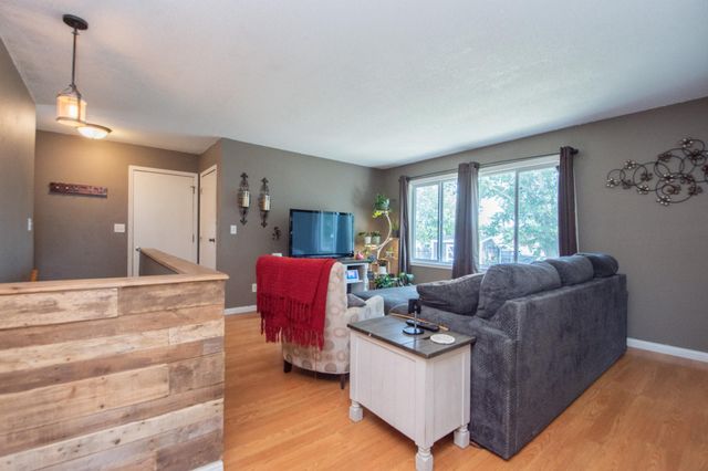 49 Evergreen Circle, West Fargo, ND 58078