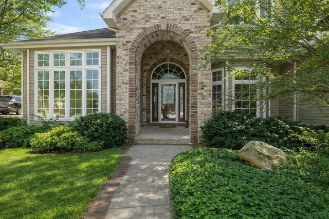 517 Oriole LANE, Howards Grove, WI 53083