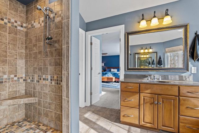 517 Oriole LANE, Howards Grove, WI 53083