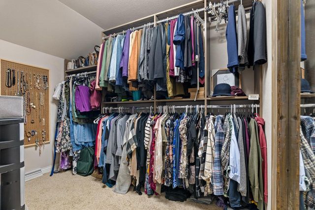 517 Oriole LANE, Howards Grove, WI 53083