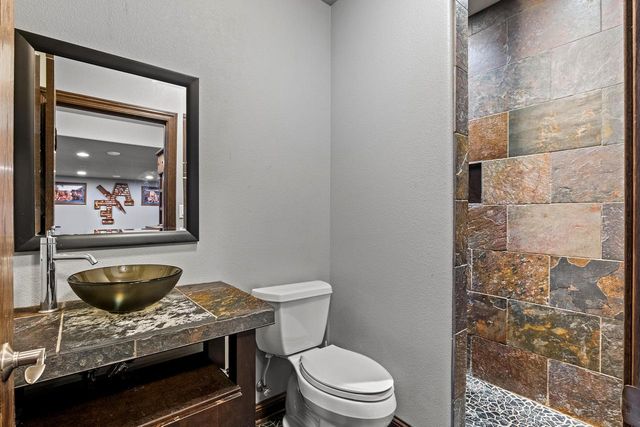 517 Oriole LANE, Howards Grove, WI 53083