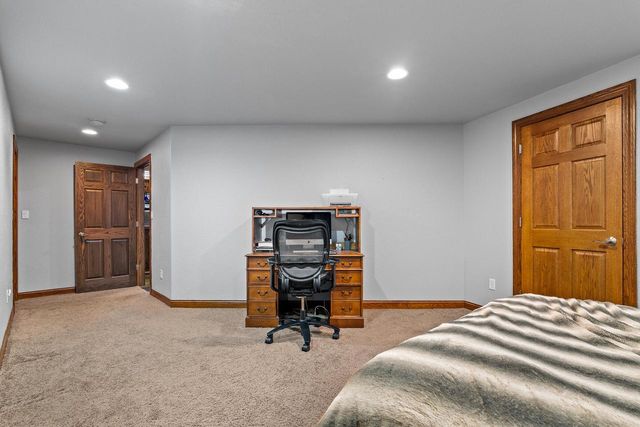 517 Oriole LANE, Howards Grove, WI 53083