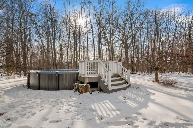 517 Oriole LANE, Howards Grove, WI 53083