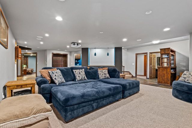 517 Oriole LANE, Howards Grove, WI 53083