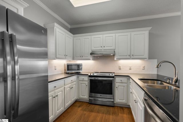 20 Rock Garden Lane, Greenville, SC 29609