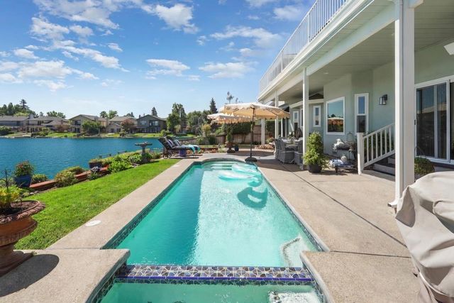 1720 Windjammer Ct, Lodi, CA 95242