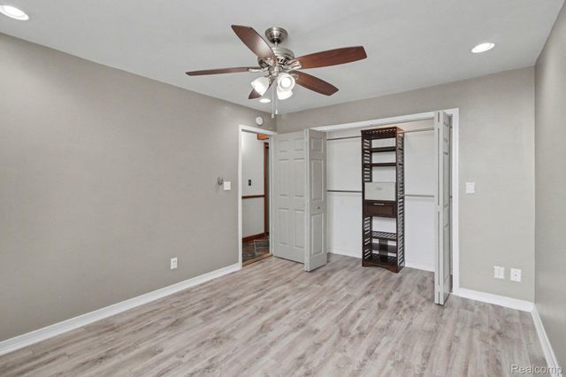 1611 Cass Lake RD Road C, Keego Harbor, MI 48320