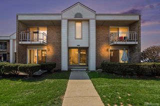 1611 Cass Lake RD Road C, Keego Harbor, MI 48320