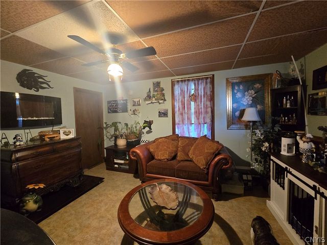 5 Lafayette Place, Auburn, NY 13021