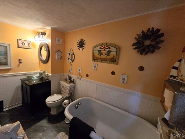 5 Lafayette Place, Auburn, NY 13021