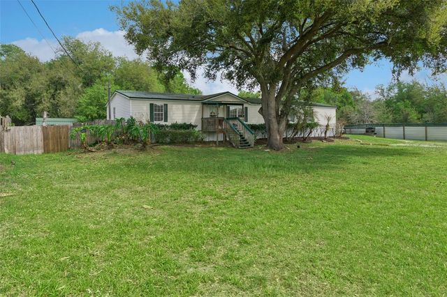 33601 TAMMY LANE, Wesley Chapel, FL 33543