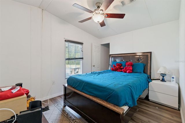 33601 TAMMY LANE, Wesley Chapel, FL 33543