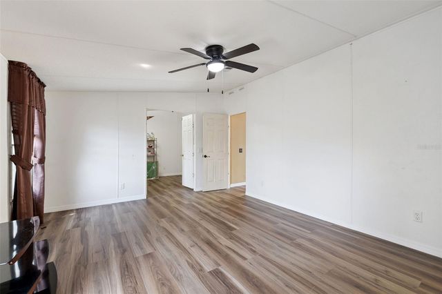 33601 TAMMY LANE, Wesley Chapel, FL 33543