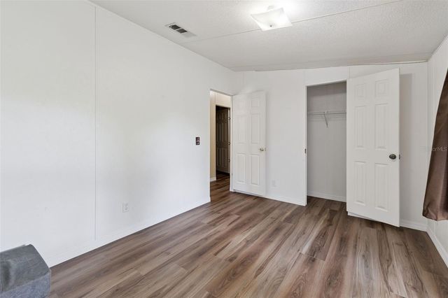 33601 TAMMY LANE, Wesley Chapel, FL 33543