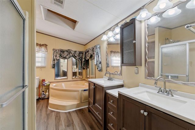 33601 TAMMY LANE, Wesley Chapel, FL 33543