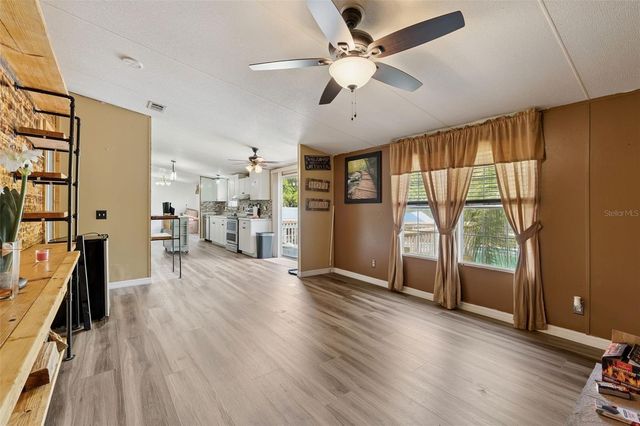 33601 TAMMY LANE, Wesley Chapel, FL 33543