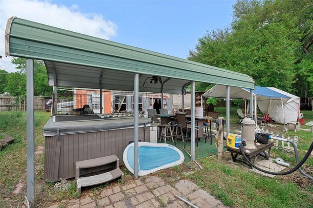 33601 TAMMY LANE, Wesley Chapel, FL 33543