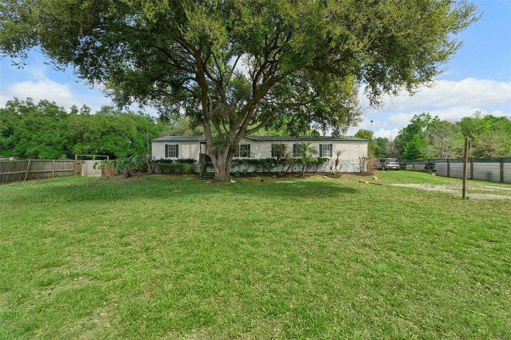 33601 TAMMY LANE, Wesley Chapel, FL 33543