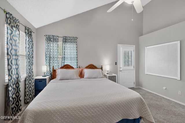 2090 GUS MORAN Street, El Paso, TX 79936