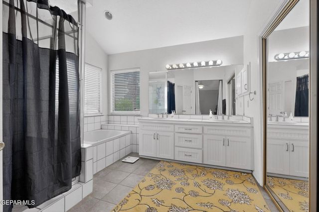 2090 GUS MORAN Street, El Paso, TX 79936