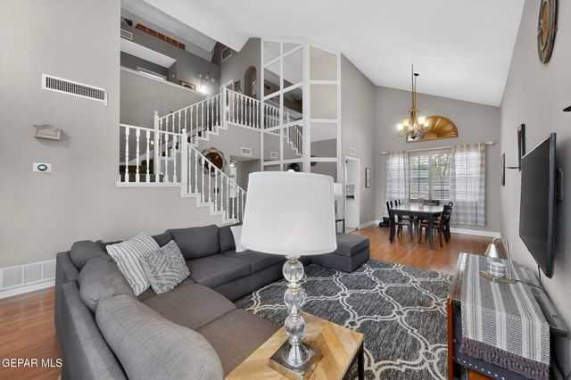 2090 GUS MORAN Street, El Paso, TX 79936