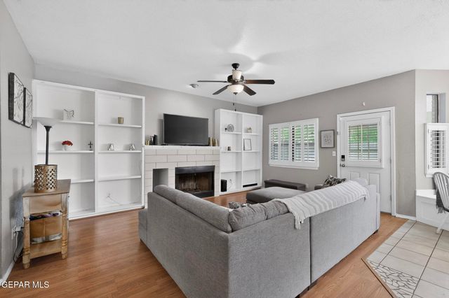 2090 GUS MORAN Street, El Paso, TX 79936