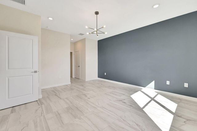6007 SE Skyblue Circle, Stuart, FL 34997
