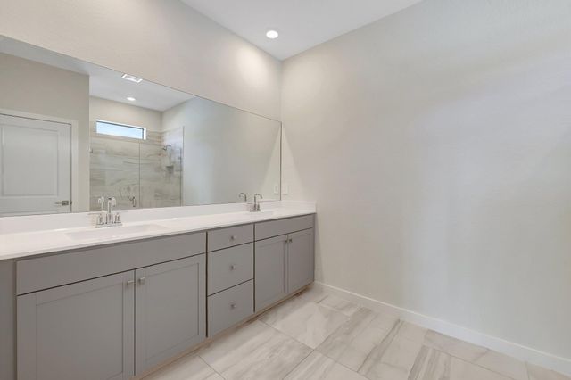 6007 SE Skyblue Circle, Stuart, FL 34997
