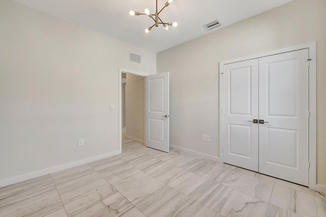 6007 SE Skyblue Circle, Stuart, FL 34997