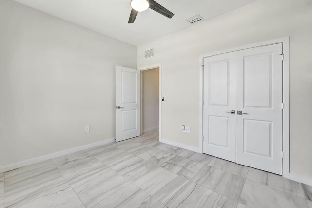 6007 SE Skyblue Circle, Stuart, FL 34997
