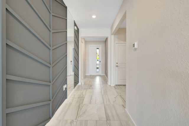 6007 SE Skyblue Circle, Stuart, FL 34997