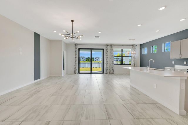 6007 SE Skyblue Circle, Stuart, FL 34997