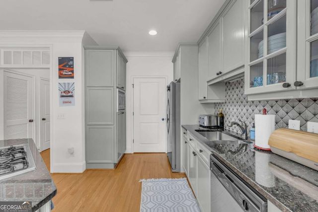 825 Highland Lane NE 1207, Atlanta, GA 30306