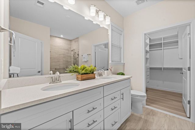 6266 ZINNIA LN, Haymarket, VA 20169