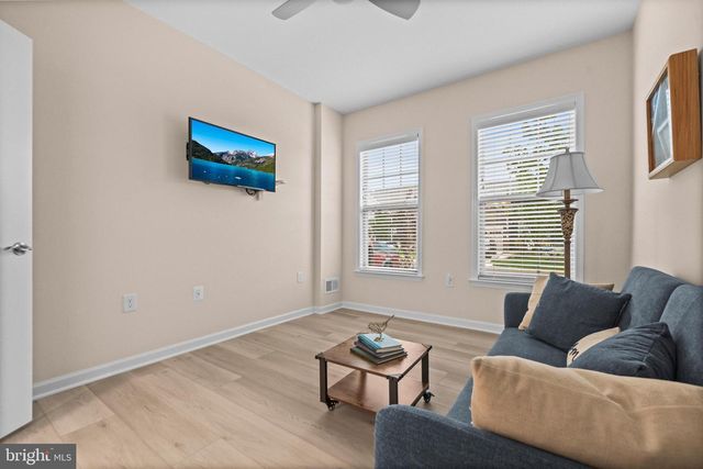 6266 ZINNIA LN, Haymarket, VA 20169