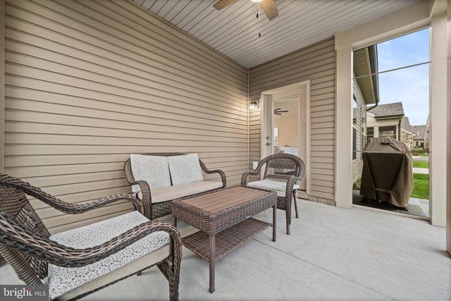 6266 ZINNIA LN, Haymarket, VA 20169