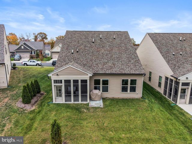 6266 ZINNIA LN, Haymarket, VA 20169