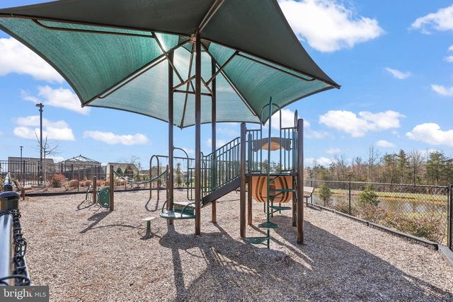 6266 ZINNIA LN, Haymarket, VA 20169