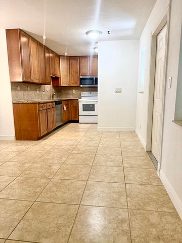 199 E Mcnab Road 109, Pompano Beach, FL 33060