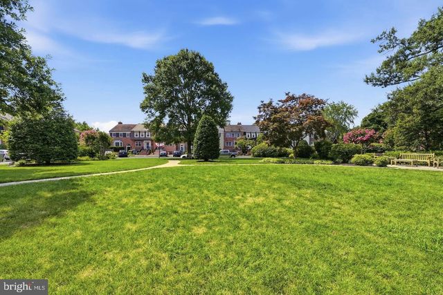 6328 GOLF COURSE SQ, Alexandria, VA 22307