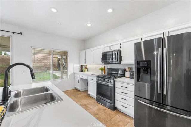 1728 Blackberry Court, Palmdale, CA 93551