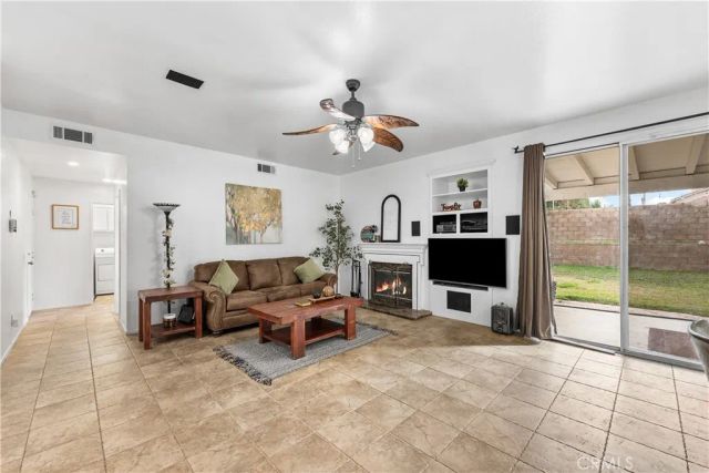 1728 Blackberry Court, Palmdale, CA 93551