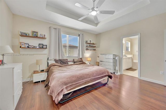 216 NE 36th Ter, Homestead, FL 33033