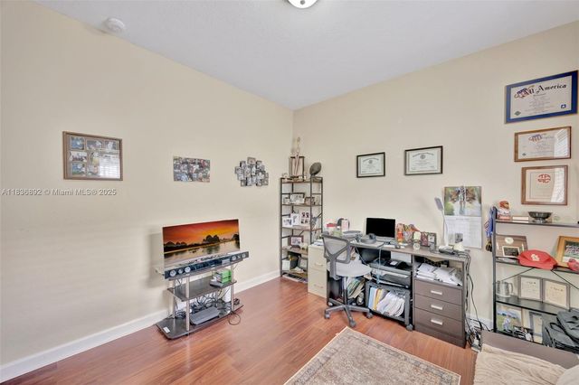 216 NE 36th Ter, Homestead, FL 33033