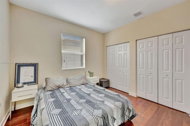 216 NE 36th Ter, Homestead, FL 33033