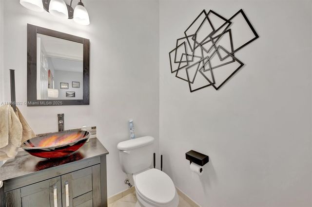 216 NE 36th Ter, Homestead, FL 33033