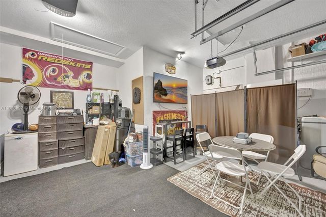 216 NE 36th Ter, Homestead, FL 33033